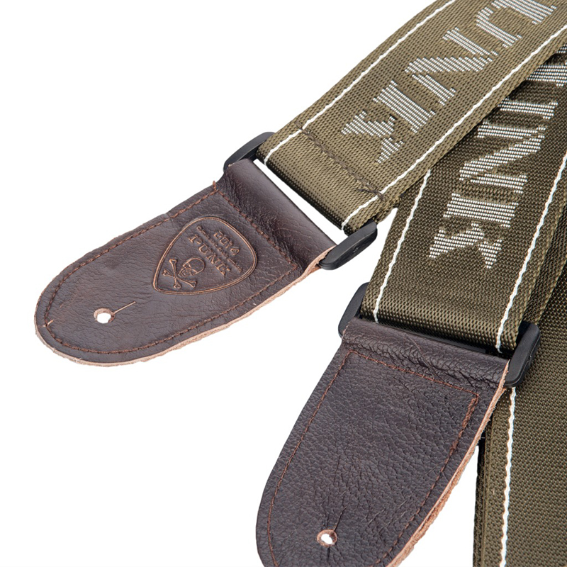 Sangle de guitare tête de mort Punk couleur armée vue attache
