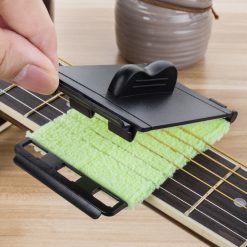 Nettoyant pour cordes guitares électriques et ou acoustiques