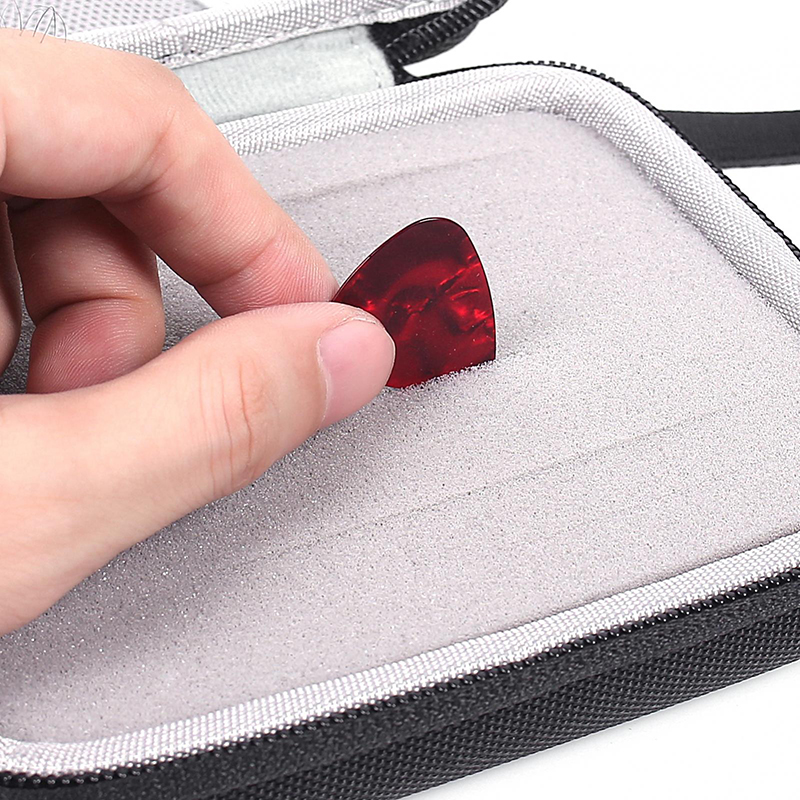 détais Boîte de rangement poru médiators, capodastre et autres accessoires guitare