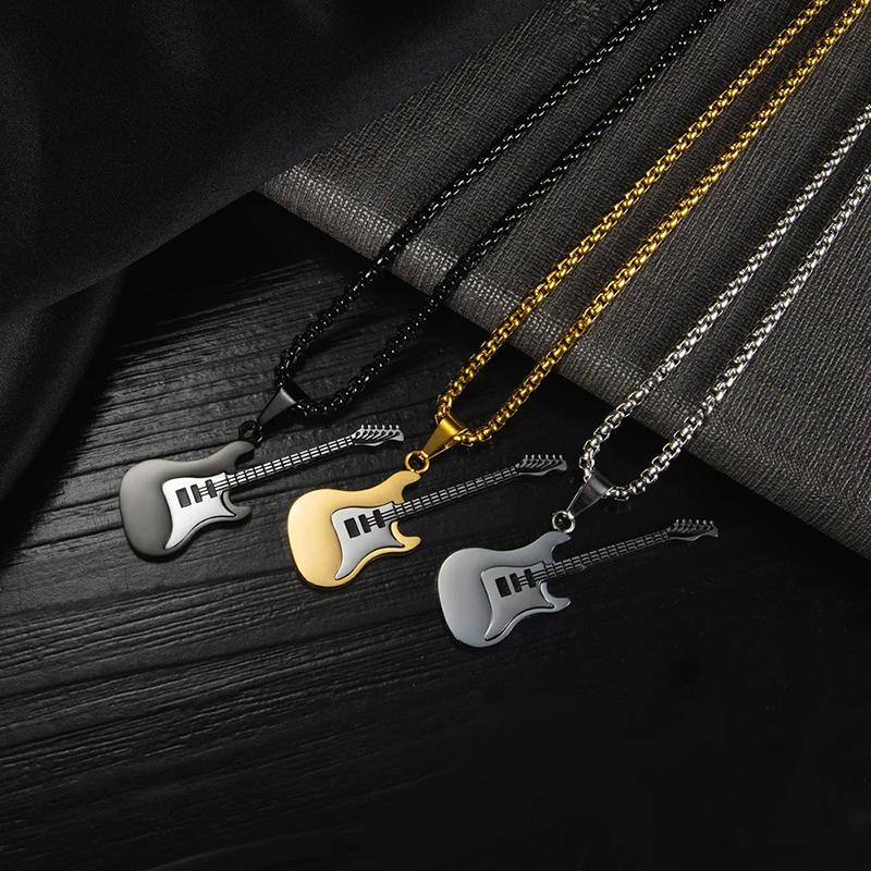 Collier pendentif volume plein guitare électrique : 3 couleurs de métal, 70 cm de chaîne