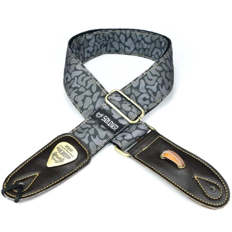 Sangle Guitare à motif Camouflage de couleur Gris