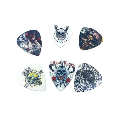 ejemplos de púas de la caja de metal con un lote de 12 púas con diseños de Death Metal